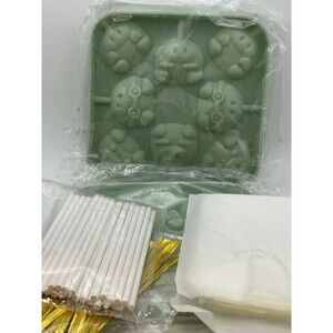 2 Silicone Candy Molds Pigs & Easter Bunny Rabbit Lollipop Suckers With Sticks
